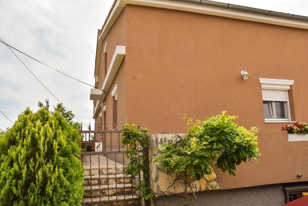 Apartman Iva Krasica  Buitenkant foto