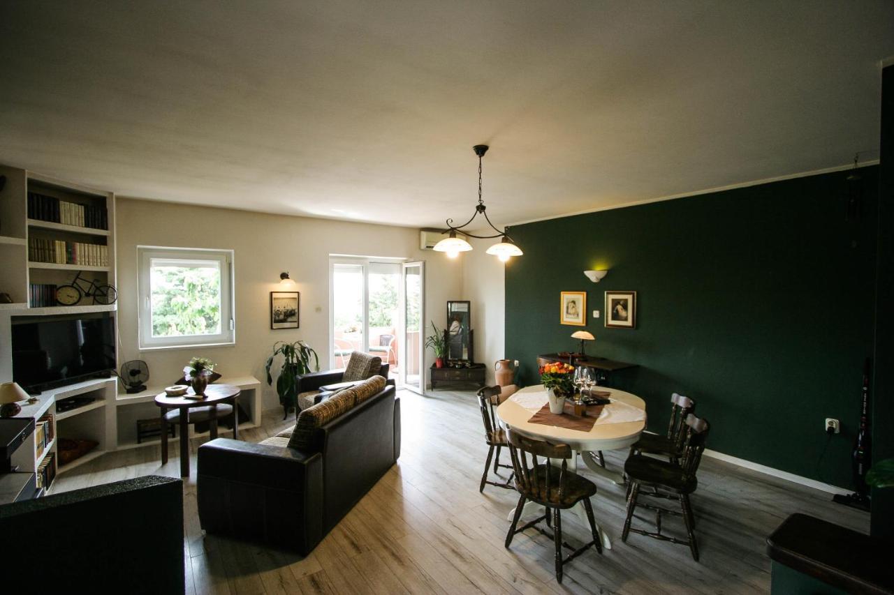 Apartman Iva Krasica  Buitenkant foto